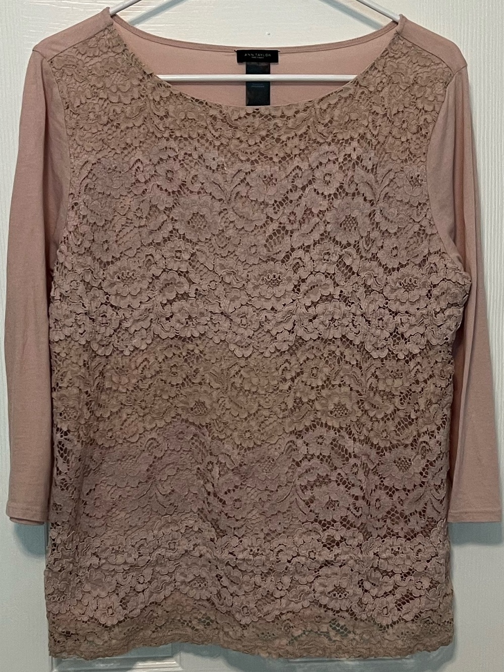 Ann Taylor Dusty Rose Lace Front 3/4 Sleeve Top | Size Large